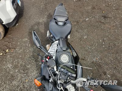 Piąte zdjęcie samochodu w środku: 2016 YAMAHA FZ07 VIN:JYARM06E2GA007367 - miniatura
