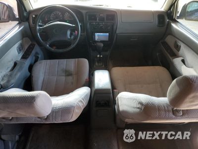 Zdjęcie 8 z 12 samochodu: 2002 TOYOTA 4RUNNER SR5 VIN:JT3GN86R820237041 - miniatura