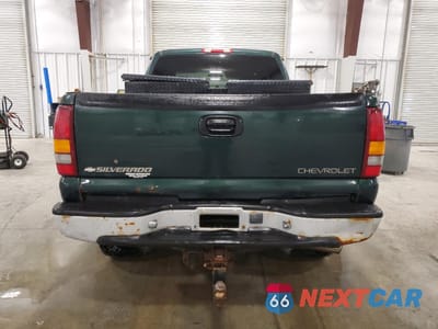 Zdjęcie 6 z 12 samochodu: 2001 CHEVROLET SILVERADO K2500 HEAVY DUTY VIN:1GCHK29G51E173641 - miniatura