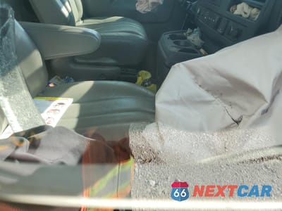 Zdjęcie 6 z 10 samochodu: 2023 CHEVROLET EXPRESS G4500 VIN:1HA6GUF73PN013058 - miniatura