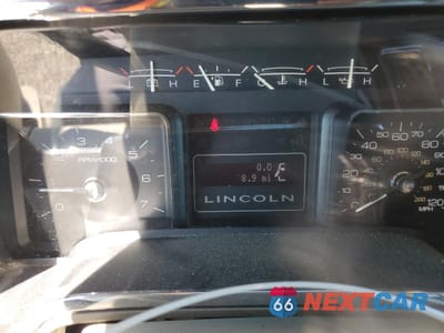 Zdjęcie 9 z 15 samochodu: 2011 LINCOLN NAVIGATOR VIN:5LMJJ2J51BEJ08522 - miniatura