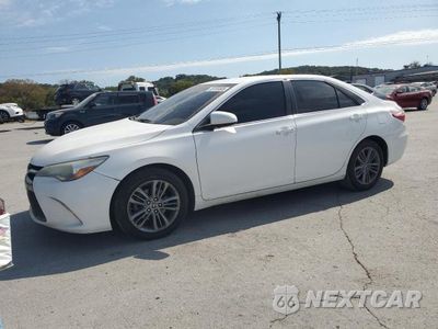 2015 TOYOTA CAMRY LE 4T1BF1FK2FU109918 - główne zdjęcie licytacji z USA - miniatura