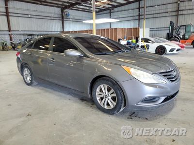 Czwarte zdjęcie samochodu z boku: 2013 HYUNDAI SONATA GLS VIN:5NPEB4AC4DH698010 - miniatura