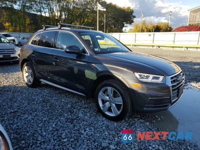 Czwarte zdjęcie samochodu z boku: 2019 AUDI Q5 PREMIUM PLUS VIN:WA1BNAFY3K2047411 - miniatura