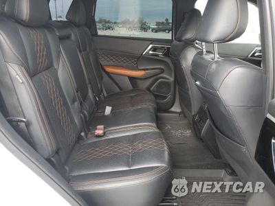 Zdjęcie 10 z 14 samochodu: 2022 MITSUBISHI OUTLANDER SEL VIN:JA4J4VA88NZ028085 - miniatura