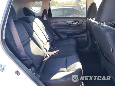 Zdjęcie 11 z 16 samochodu: 2019 NISSAN ROGUE S VIN:KNMAT2MT0KP556850 - miniatura