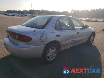 Trzecie zdjęcie samochodu z tyłu: 2004 CHEVROLET CAVALIER VIN:1G1JC52F447210424 - miniatura