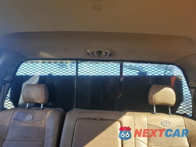 Zdjęcie 10 z 14 samochodu: 2005 FORD F350 SUPER DUTY VIN:1FTWW33P15EC41661 - miniatura