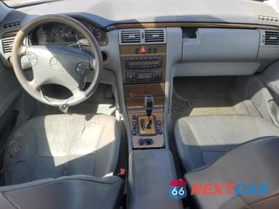 Zdjęcie 8 z 14 samochodu: 2002 MERCEDES-BENZ E 320 VIN:WDBJF65J22B494049 - miniatura