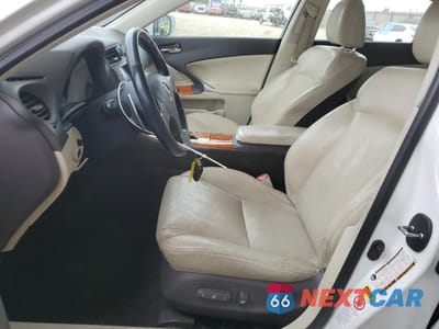 Zdjęcie 7 z 14 samochodu: 2009 LEXUS IS 250 VIN:JTHBK262595096469 - miniatura