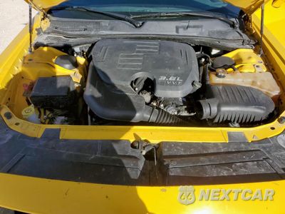 Zdjęcie 11 z 14 samochodu: 2017 DODGE CHALLENGER SXT VIN:2C3CDZAG8HH531931 - miniatura