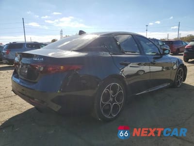 Trzecie zdjęcie samochodu z tyłu: 2023 ALFA ROMEO GIULIA TI VIN:ZARFAMBN4P7676692 - miniatura