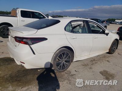 Trzecie zdjęcie samochodu z tyłu: 2021 TOYOTA CAMRY SE VIN:4T1G11AK8MU549991 - miniatura