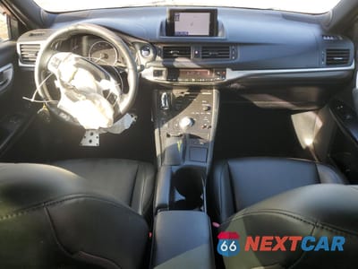 Zdjęcie 8 z 14 samochodu: 2013 LEXUS CT 200 VIN:JTHKD5BH7D2168188 - miniatura