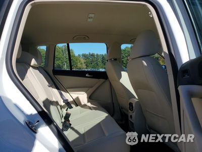 Zdjęcie 11 z 13 samochodu: 2017 VOLKSWAGEN TIGUAN S VIN:WVGBV7AX8HK012214 - miniatura