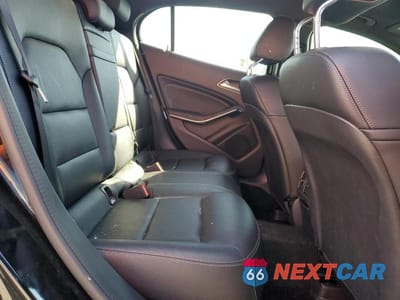 Zdjęcie 10 z 12 samochodu: 2018 MERCEDES-BENZ GLA 250 4MATIC VIN:WDCTG4GB4JJ442941 - miniatura