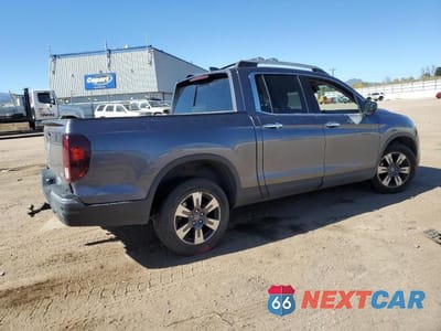 Trzecie zdjęcie samochodu z tyłu: 2017 HONDA RIDGELINE RTL VIN:5FPYK3F75HB027931 - miniatura