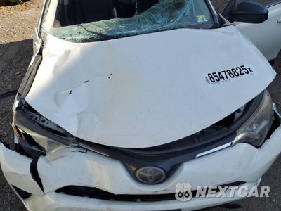 Zdjęcie 12 z 13 samochodu: 2018 TOYOTA RAV4 LE VIN:JTMBFREV5JJ204031 - miniatura
