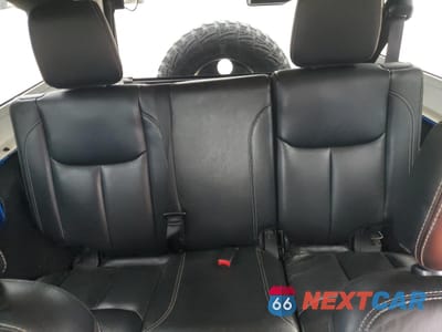 Zdjęcie 10 z 15 samochodu: 2015 JEEP WRANGLER UNLIMITED SAHARA VIN:1C4BJWEG1FL530127 - miniatura