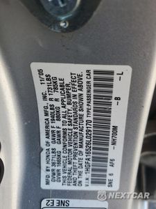 Zdjęcie 12 z 12 samochodu: 2006 HONDA CIVIC LX VIN:1HGFA16526L029170 - miniatura
