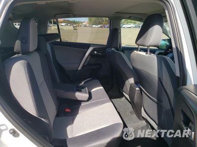Zdjęcie 10 z 14 samochodu: 2014 TOYOTA RAV4 XLE VIN:2T3RFREVXEW174949 - miniatura