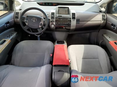 Zdjęcie 8 z 14 samochodu: 2004 TOYOTA PRIUS VIN:JTDKB20U340111133 - miniatura