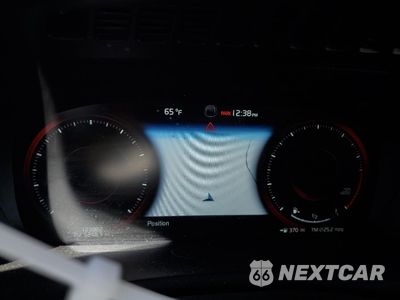 Zdjęcie 9 z 13 samochodu: 2018 VOLVO XC90 T6 VIN:YV4A22PK1J1208625 - miniatura