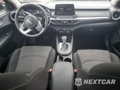Zdjęcie 8 z 12 samochodu: 2024 KIA FORTE LX VIN:3KPF24AD3RE745049 - miniatura