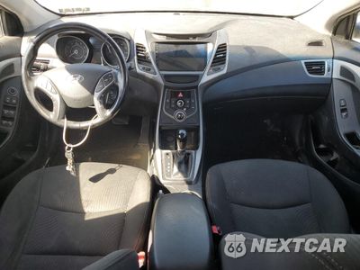 Zdjęcie 8 z 12 samochodu: 2015 HYUNDAI ELANTRA SE VIN:5NPDH4AE2FH641674 - miniatura