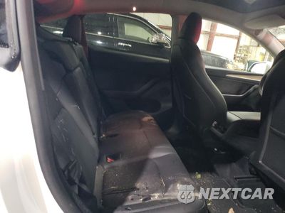 Zdjęcie 10 z 13 samochodu: 2023 TESLA MODEL Y VIN:7SAYGDEE3PF840282 - miniatura