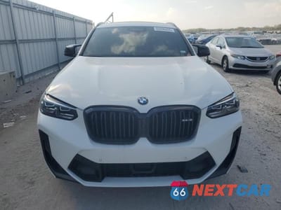 Piąte zdjęcie samochodu w środku: 2023 BMW X4 M VIN:5YM23EC06P9P53473 - miniatura