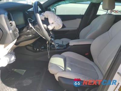 Zdjęcie 7 z 12 samochodu: 2022 BMW 228I VIN:WBA73AK07N7L08383 - miniatura