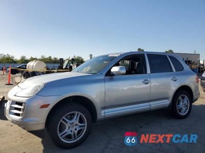 2010 PORSCHE CAYENNE WP1AA2AP2ALA12271 - główne zdjęcie licytacji z USA - miniatura