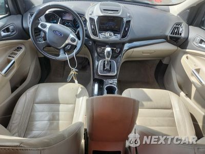 Zdjęcie 8 z 14 samochodu: 2014 FORD ESCAPE TITANIUM VIN:1FMCU0JX4EUA67094 - miniatura