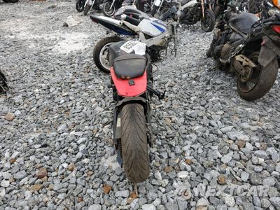 Czwarte zdjęcie samochodu z boku: 2006 SUZUKI GSX-R750 K6 VIN:JS1GR7KAX62106952 - miniatura