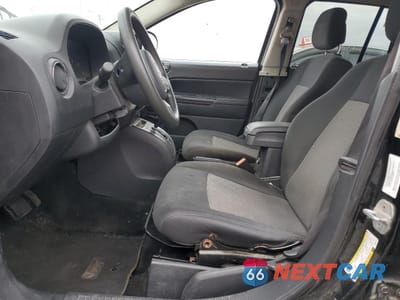 Zdjęcie 7 z 12 samochodu: 2012 JEEP COMPASS SPORT VIN:1C4NJDBB3CD635414 - miniatura