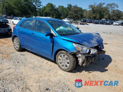 Czwarte zdjęcie samochodu z boku: 2021 KIA RIO S VIN:3KPA25AD2ME381537 - miniatura