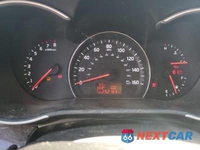 Zdjęcie 9 z 13 samochodu: 2015 KIA SORENTO LX VIN:5XYKTCA67FG560332 - miniatura