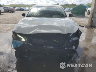 Piąte zdjęcie samochodu w środku: 2025 NISSAN ALTIMA SV VIN:1N4BL4DV4SN354614 - miniatura
