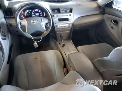 Zdjęcie 8 z 12 samochodu: 2010 TOYOTA CAMRY HYBRID VIN:4T1BB3EK2AU120788 - miniatura