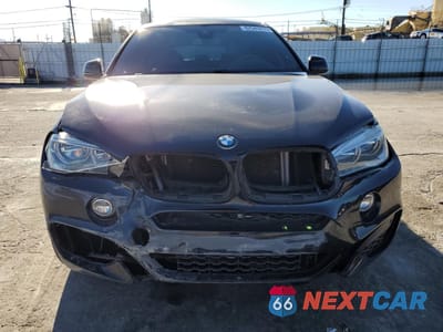 Piąte zdjęcie samochodu w środku: 2019 BMW X6 XDRIVE35I VIN:5UXKU2C50K0Z64633 - miniatura