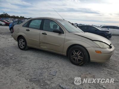 Czwarte zdjęcie samochodu z boku: 2002 FORD FOCUS SE VIN:1FAFP34P22W261327 - miniatura