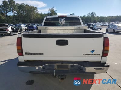 Zdjęcie 6 z 14 samochodu: 2000 CHEVROLET SILVERADO K1500 VIN:1GCEK19T2YE260806 - miniatura