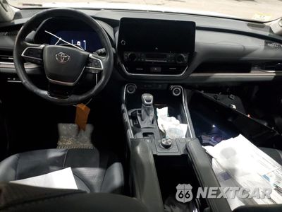 Zdjęcie 8 z 12 samochodu: 2024 TOYOTA GRAND HIGHLANDER XLE VIN:5TDAAAB59RS026042 - miniatura