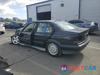 Drugie zdjęcie samochodu z przodu: 1994 BMW 325 I VIN:WBACB3325RFE19235 - miniatura