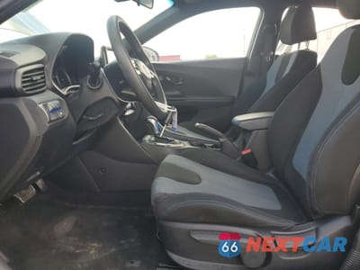 Zdjęcie 7 z 14 samochodu: 2019 HYUNDAI VELOSTER BASE VIN:KMHTG6AF4KU019558 - miniatura