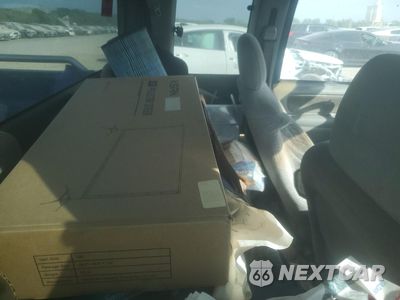 Zdjęcie 10 z 12 samochodu: 1997 GMC SIERRA C1500 VIN:1GTEC19R5VE516739 - miniatura