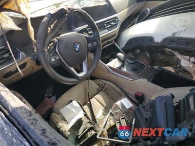 Zdjęcie 8 z 12 samochodu: 2019 BMW 330I VIN:3MW5R1J53K8B02779 - miniatura