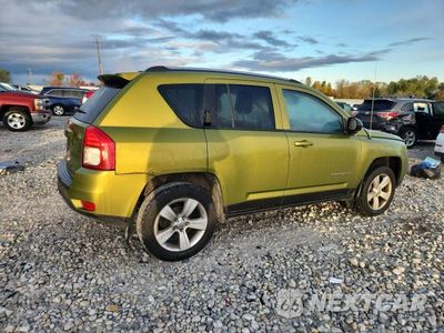 Trzecie zdjęcie samochodu z tyłu: 2012 JEEP COMPASS VIN:1C4NJDAB3CD583848 - miniatura