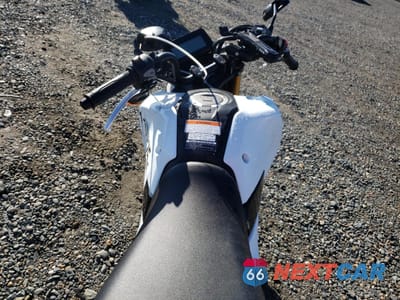 Zdjęcie 6 z 11 samochodu: 2026 HONDA GROM A VIN:MLHJC9250T5400587 - miniatura